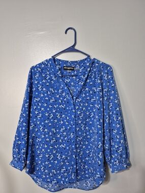 Karl Lagerfeld Blue Floral Blouse Medium Button Front 3/4 Sleeve Workwear Top